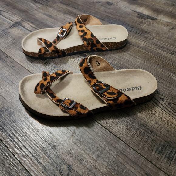 Outwoods sandal leopard print size 9 women's - Picture 6 of 8